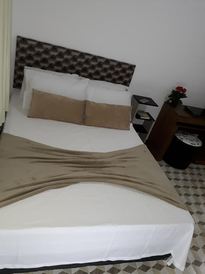 Hotel Lincohn Montes Claros Bagian luar foto